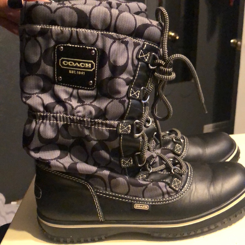 Coach boots